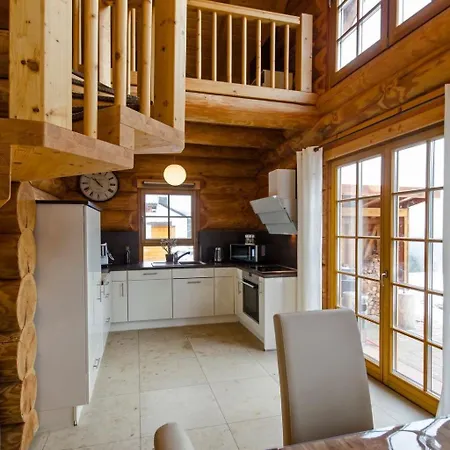 In Feldberg - Schwarzwald Mit Privatem Pool By Interhome * Neuglashutten